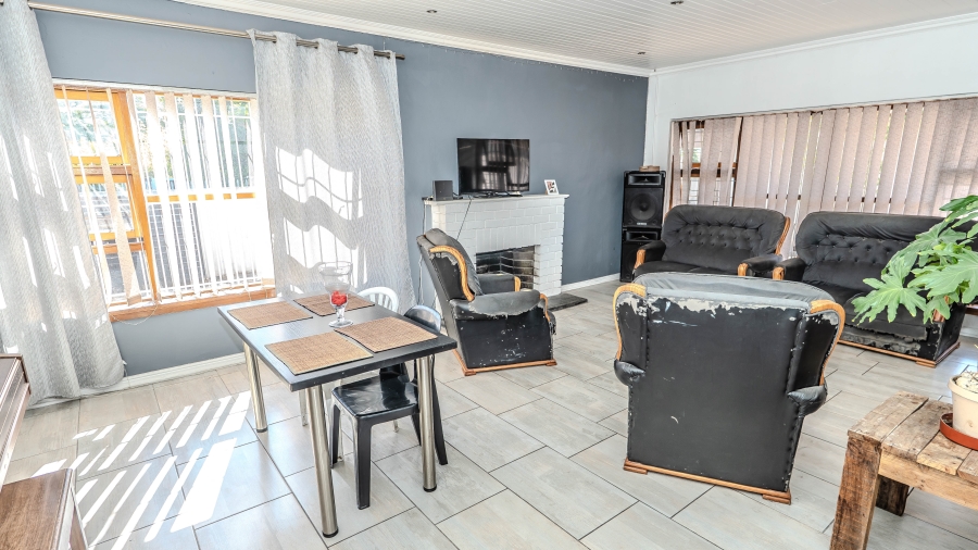 3 Bedroom Property for Sale in De La Haye Western Cape